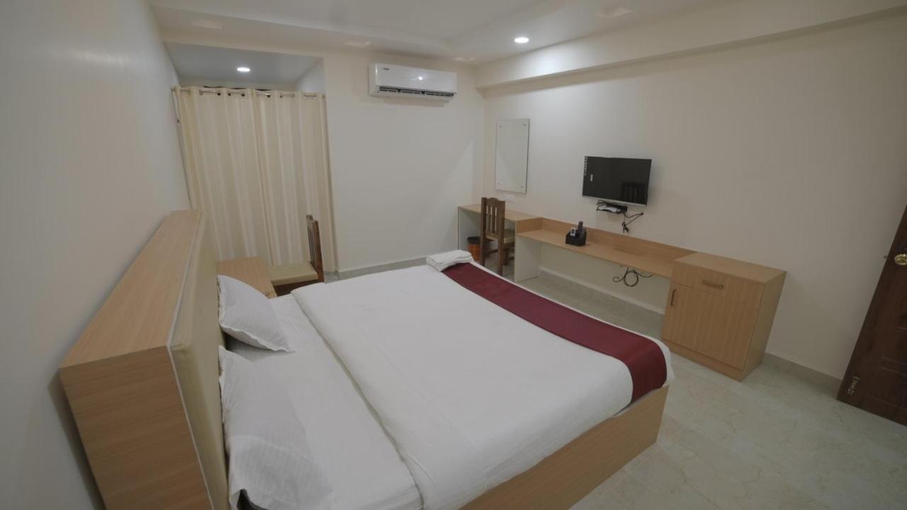 Hotel Rajam Selva Sirkazhi Buitenkant foto